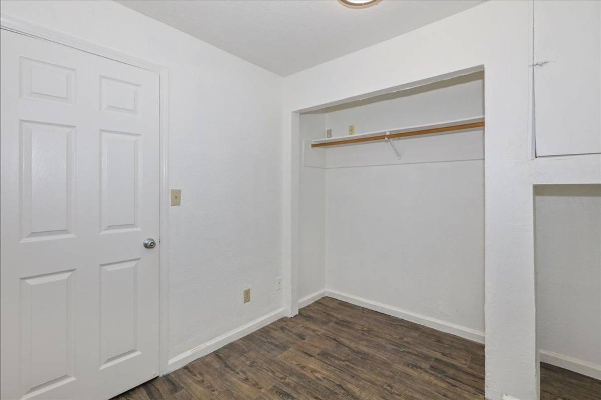 House for rent at 826 20th St #F, Oakland, CA 94607