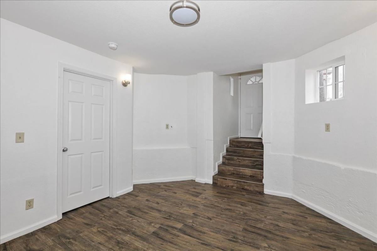 House for rent at 826 20th St #F, Oakland, CA 94607