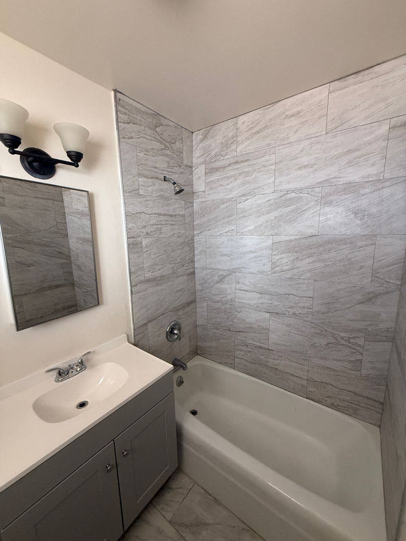 Townhouse for rent at 13704-13728 Avenida Hermosa, Desert Hot Springs, CA 92240