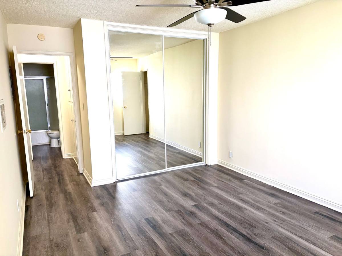 Apartment for rent at 7533 Lexington Ave, Los Angeles, CA 90046