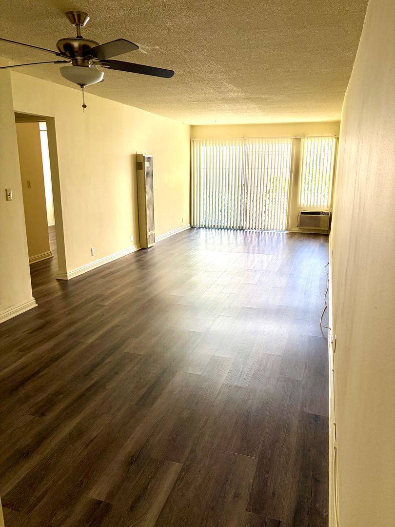 Apartment for rent at 7533 Lexington Ave, Los Angeles, CA 90046