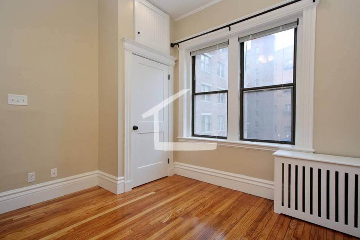 Apartment for rent at 64 Charlesgate #59R, Boston, MA 02215