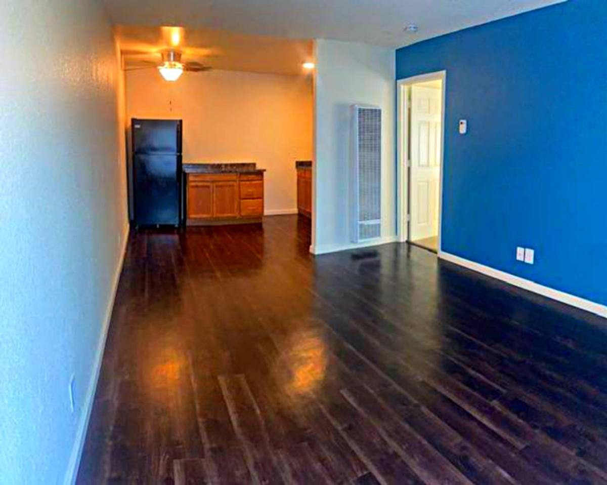 Apartment for rent at 1101 Crystal W St, Suisun City, CA 94585