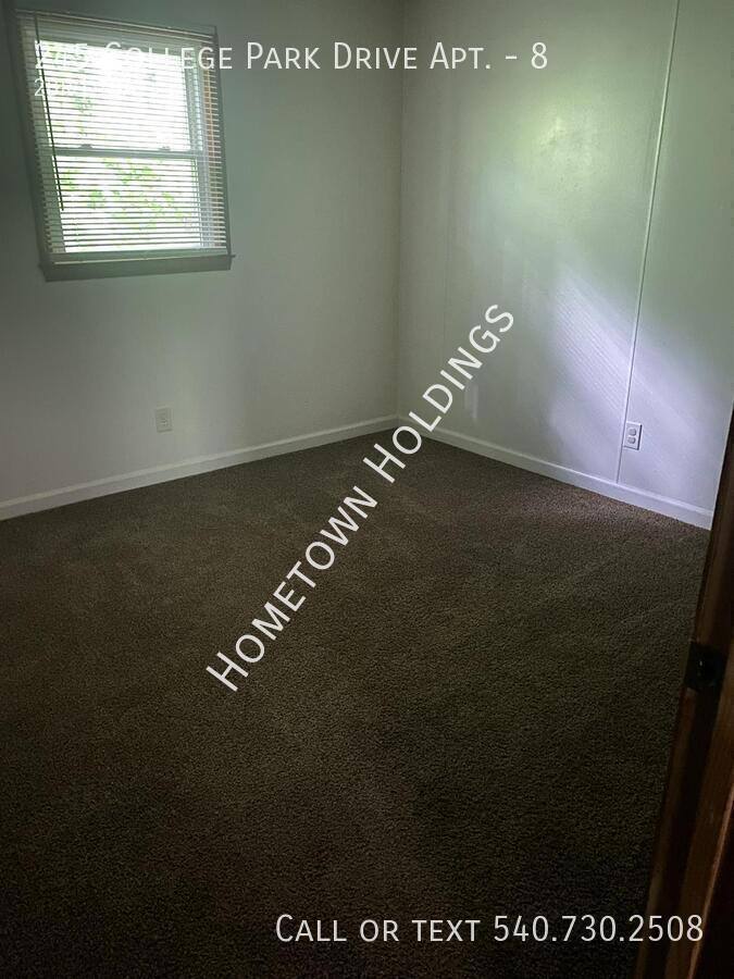 Apartment for rent at 245 College Park Dr #8, Danville, VA 24541