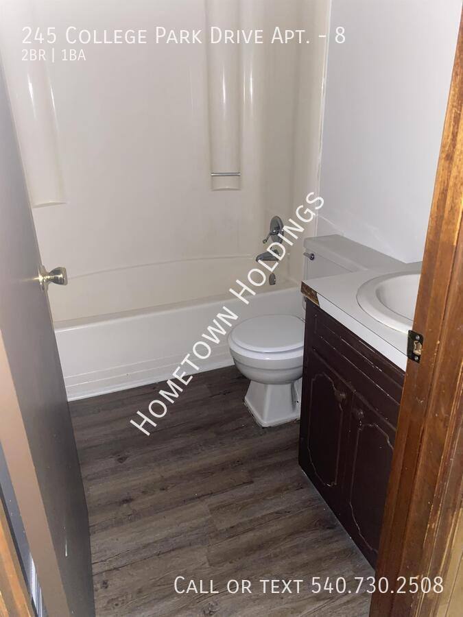 Apartment for rent at 245 College Park Dr #8, Danville, VA 24541