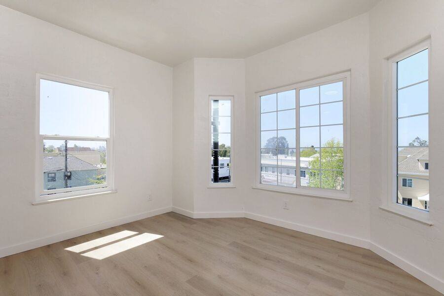 Apartment for rent at 6616 Telegraph Ave, Oakland, CA 94609