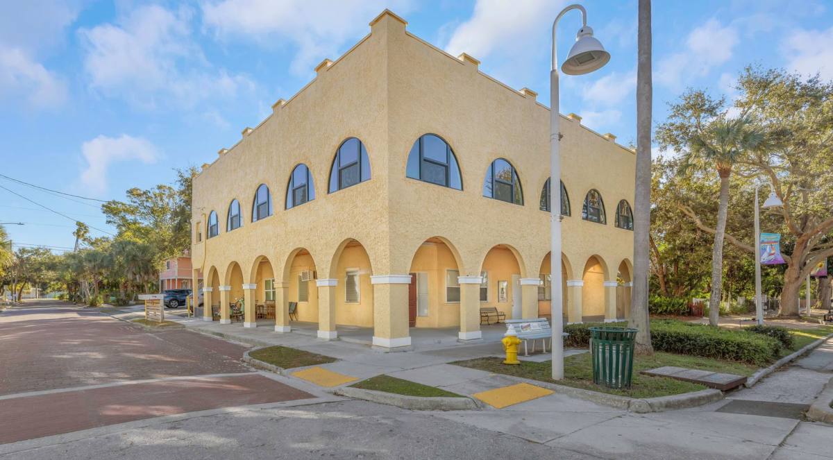 Apartment for rent at 3000 Beach Blvd S, Saint Petersburg, FL 33707