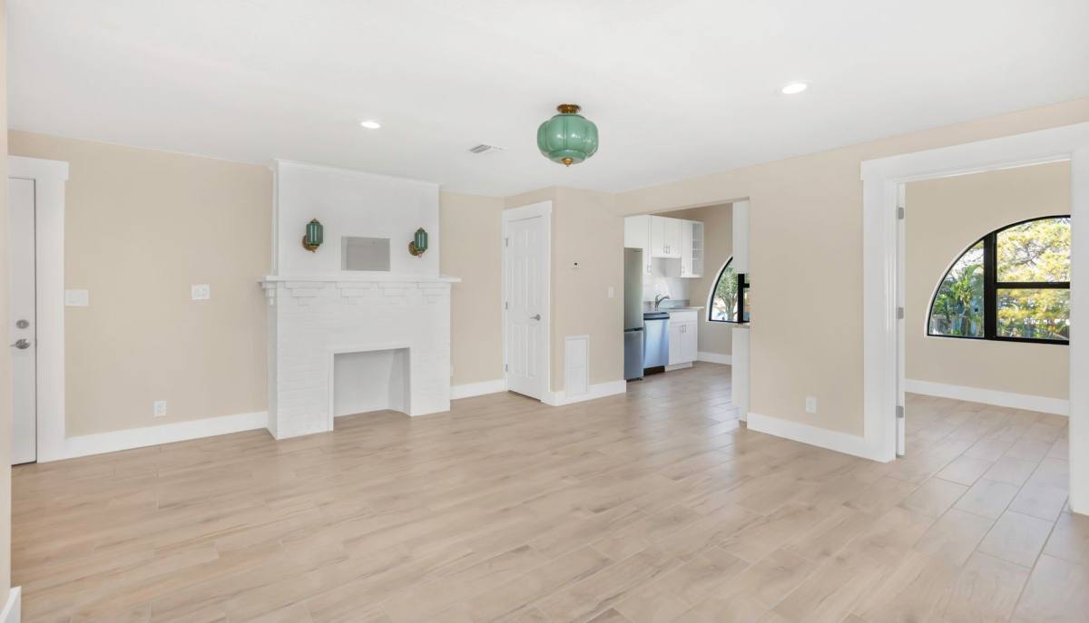 Apartment for rent at 3000 Beach Blvd S, Saint Petersburg, FL 33707