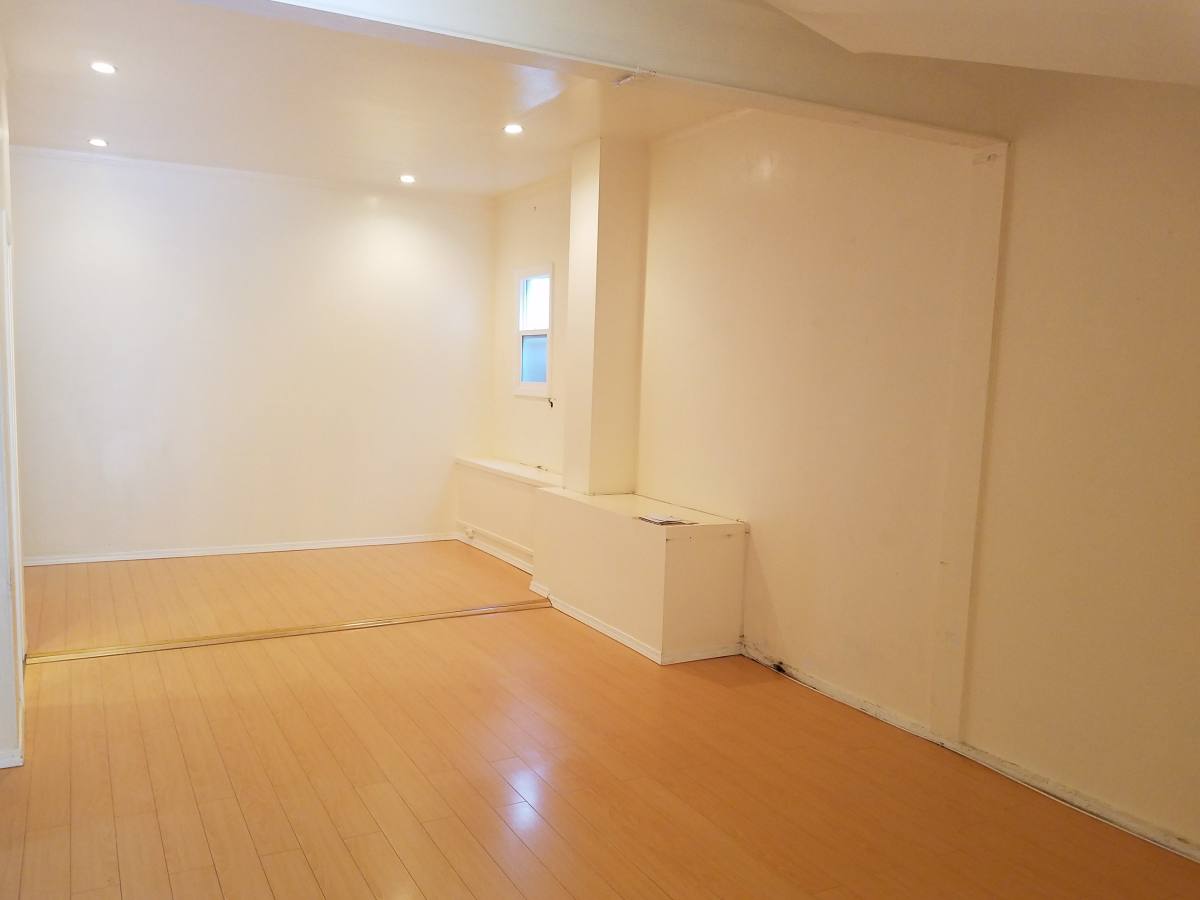 Apartment for rent at 1542 Baker St, San Francisco, CA 94115