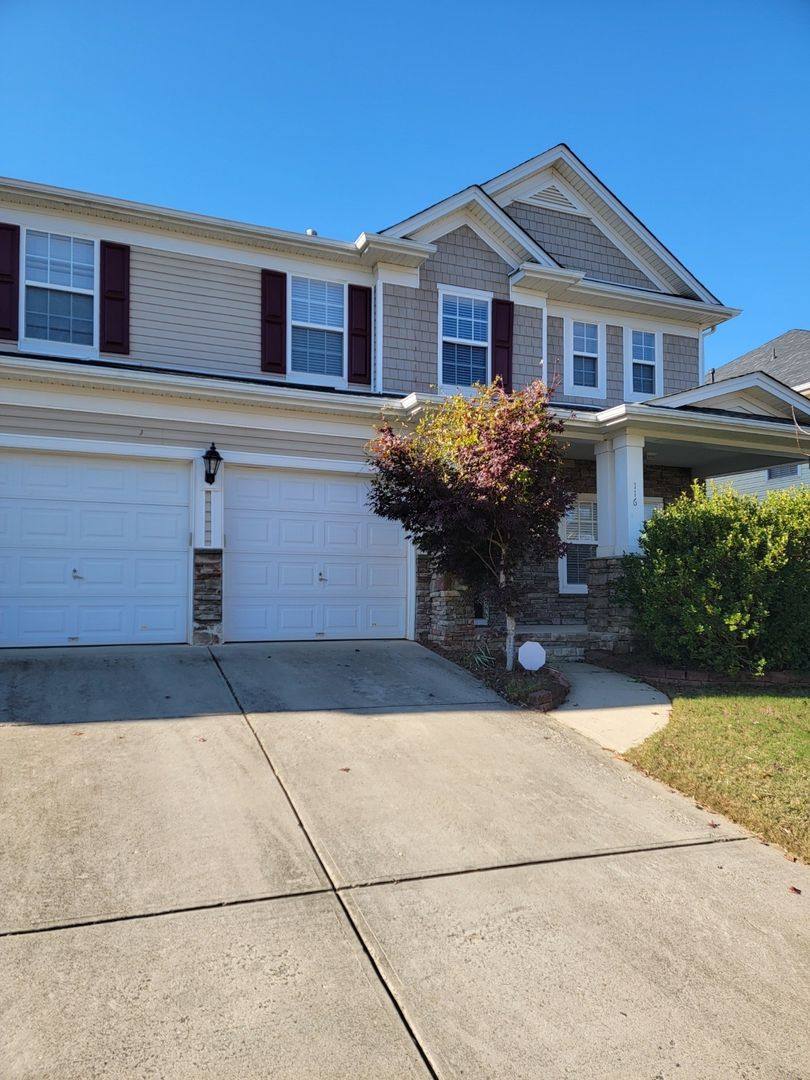 House for rent at 116 Silverspring Place, Mooresville, NC 28117