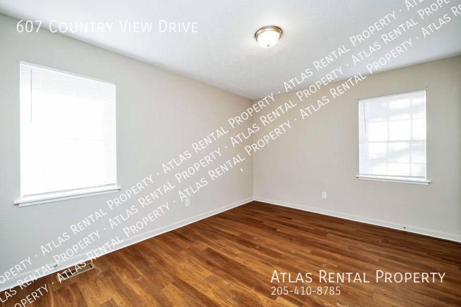 House for rent at 607 Country View Dr, Birmingham, AL 35215
