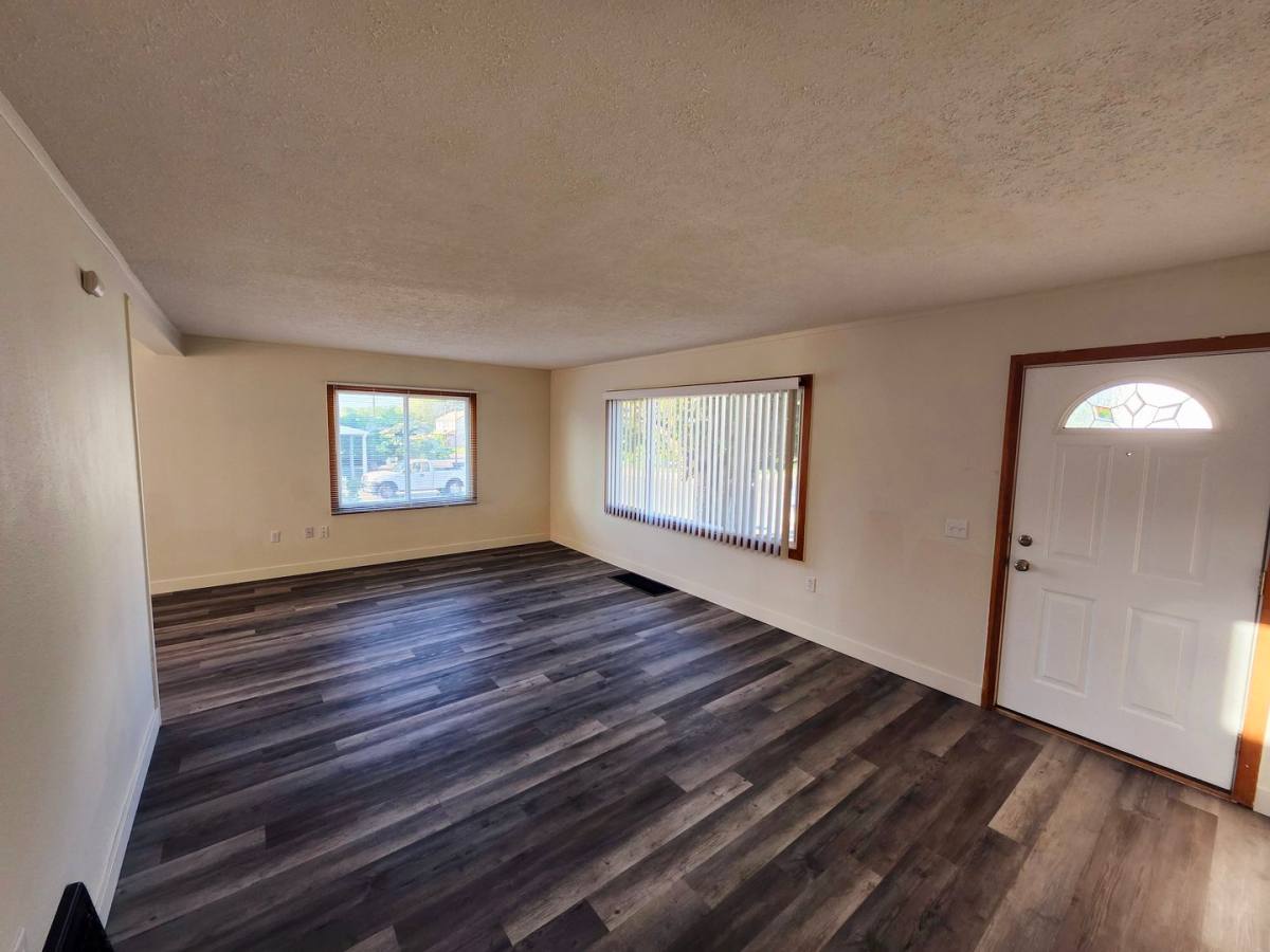 Townhouse for rent at 1500 Thayer Dr, Richland, WA 99354
