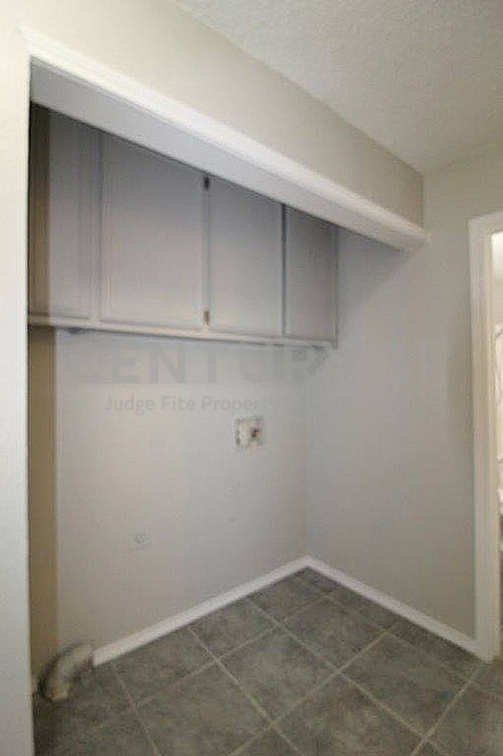 House for rent at 104 Woodie Way, Fort Worth, TX 76108