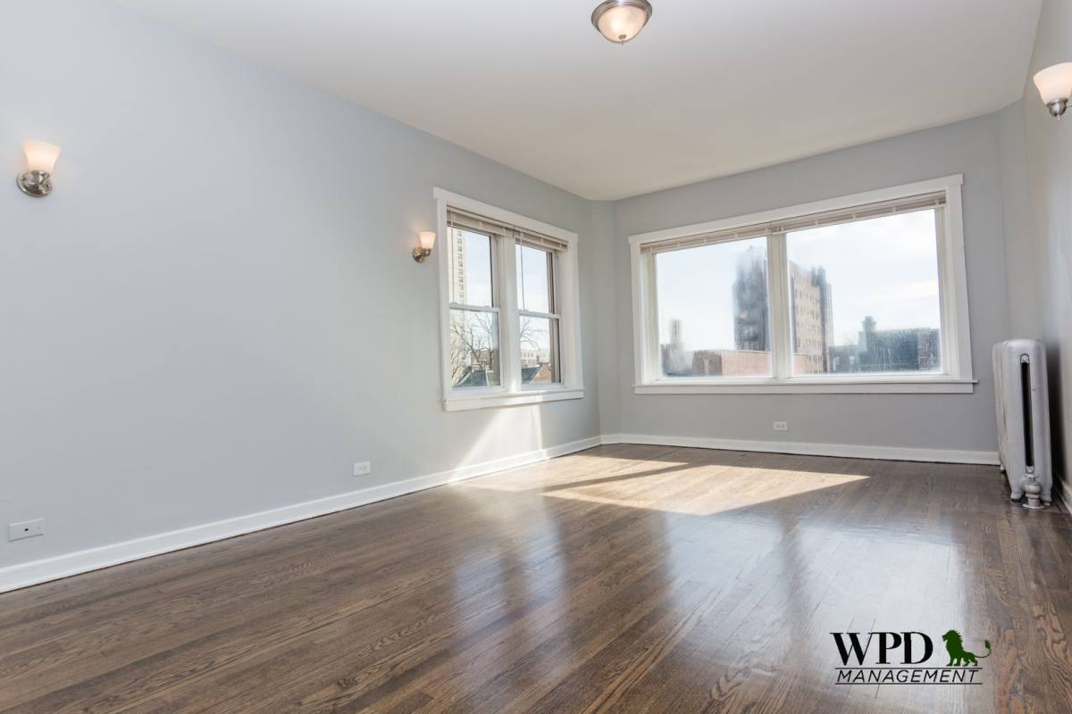 Apartment for rent at 6748 S Crandon Ave, Chicago, IL 60649