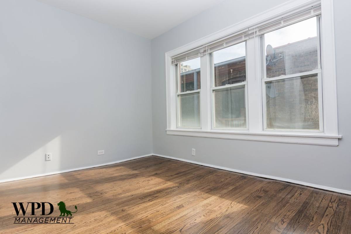 Apartment for rent at 6748 S Crandon Ave, Chicago, IL 60649