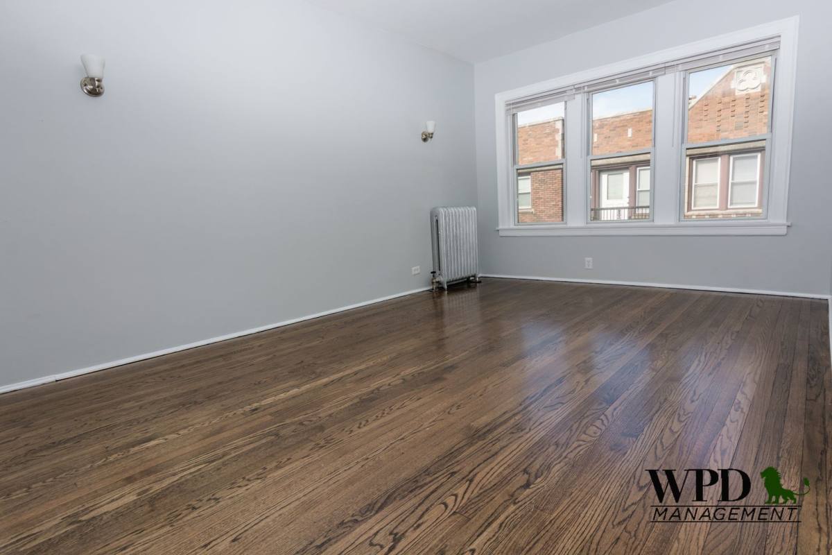 Apartment for rent at 6748 S Crandon Ave, Chicago, IL 60649