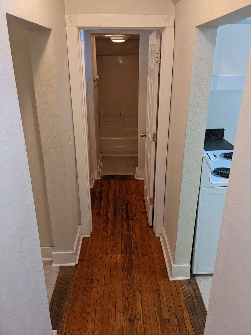 Apartment for rent at 404 W Springfield Ave, Champaign, IL 61820