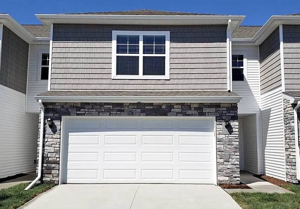 Townhouse for rent at 4725 170th Place #1, Waukee, IA 50263