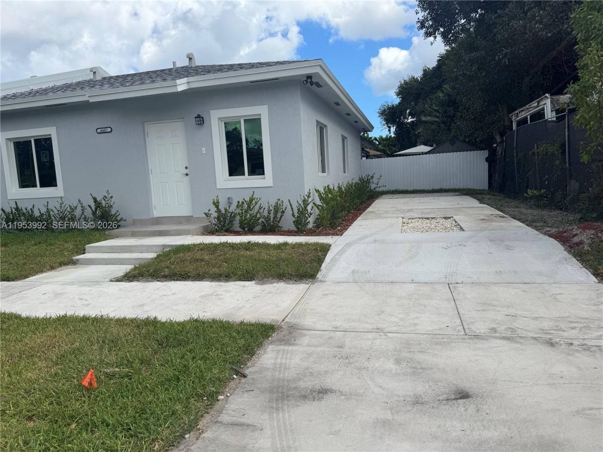 Apartment for rent at 4487 NW 45th St, Miami, FL 33142