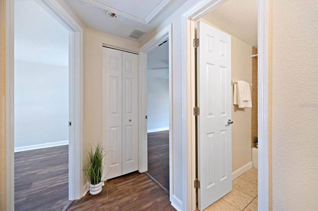 Townhouse for rent at 960 Highland St #960A6, Sarasota, FL 34234