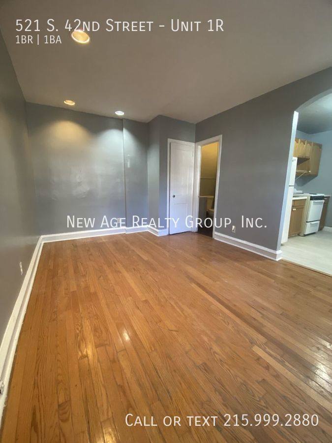 Apartment for rent at 521 S 42nd St #1R, Philadelphia, PA 19104