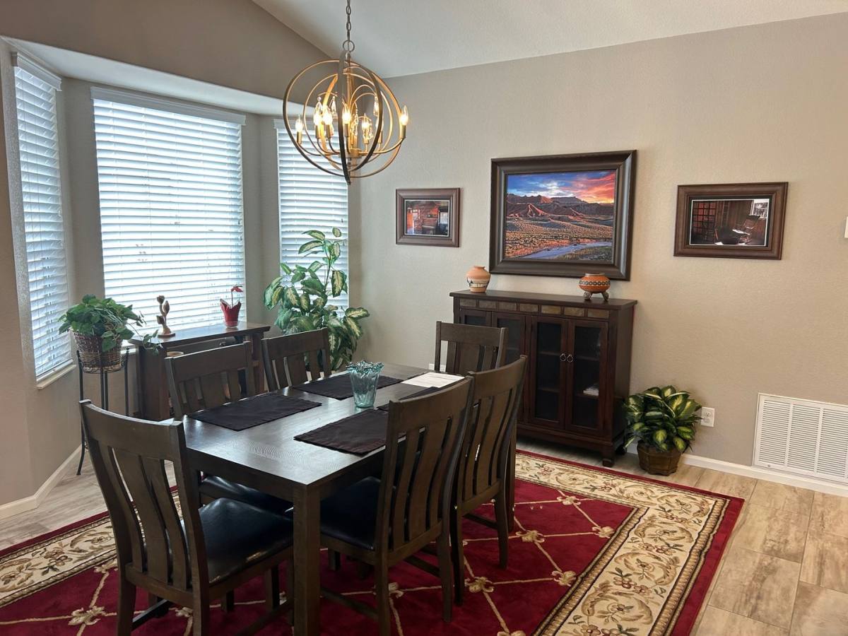 House for rent at 11118 E Navajo Dr, Chandler, AZ 85248