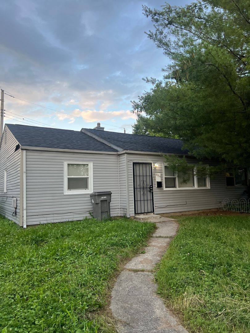 Apartment for rent at 6154 Commodore Dr, Indianapolis, IN 46219