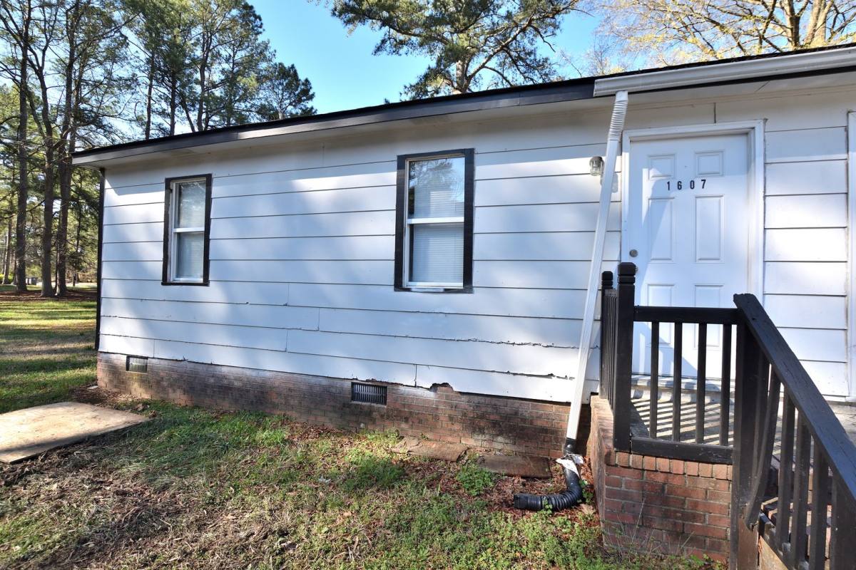 House for rent at 1607 Charter Dr, Rocky Mount, NC 27801