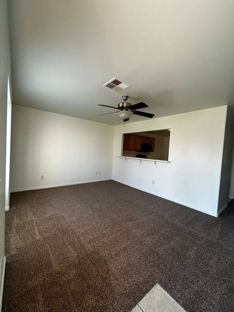 Apartment for rent at 606 Blue Mountain Way, Bakersfield, CA 93308