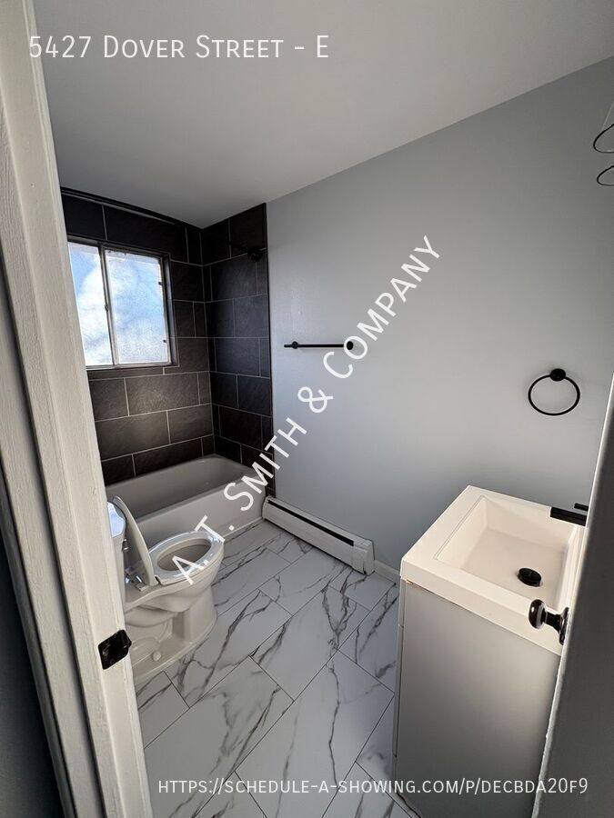 Apartment for rent at 5427 Dover St E, Arvada, CO 80002