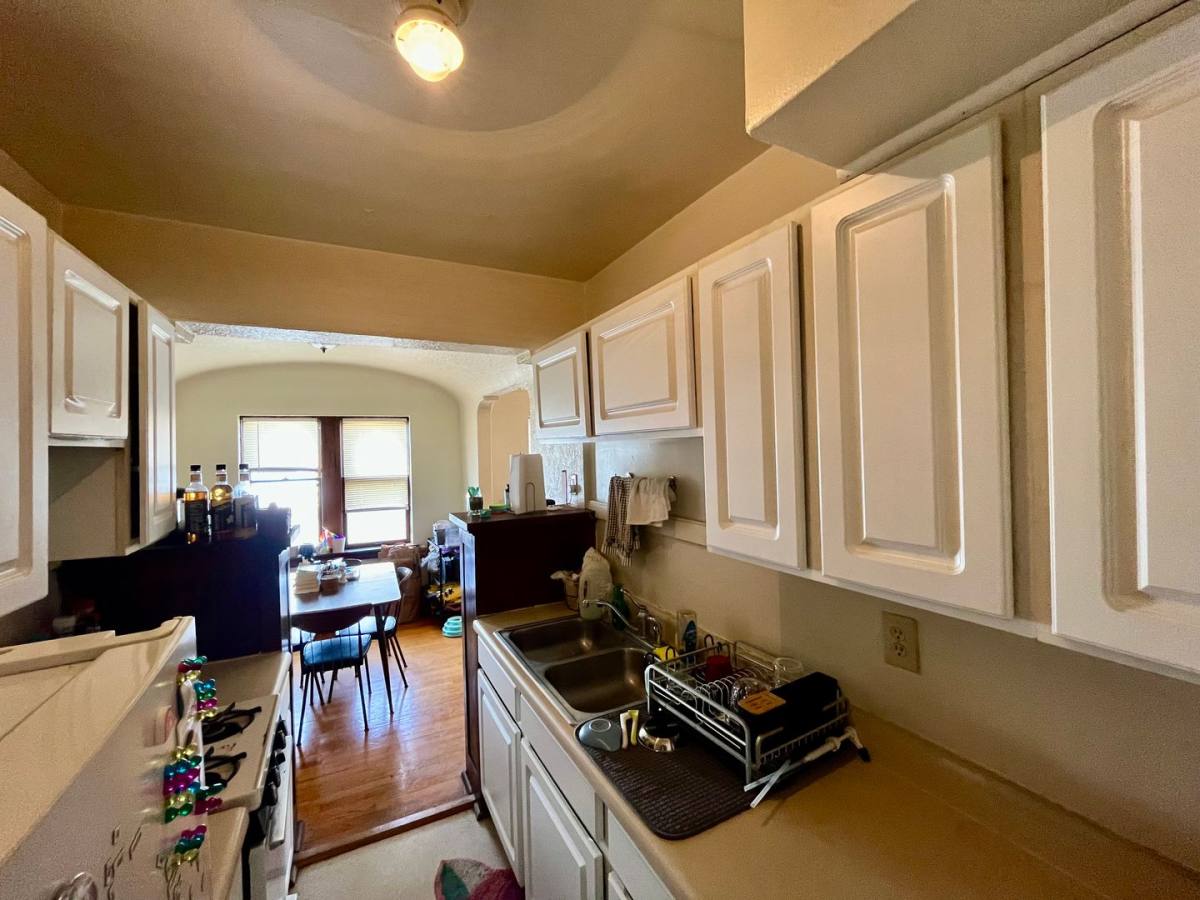 Apartment for rent at 1420 E Capitol Dr, Milwaukee, WI 53211