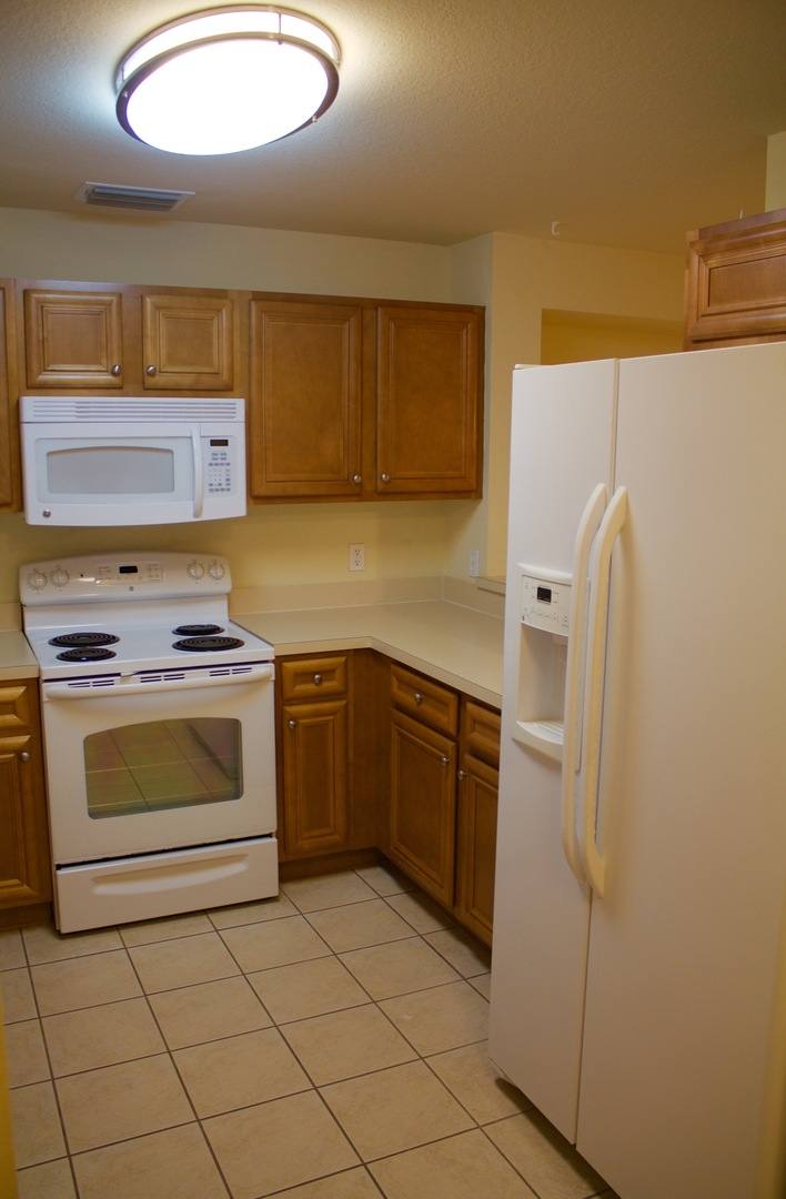 Townhouse for rent at 9051 Gervais Circle, Naples, FL 34120