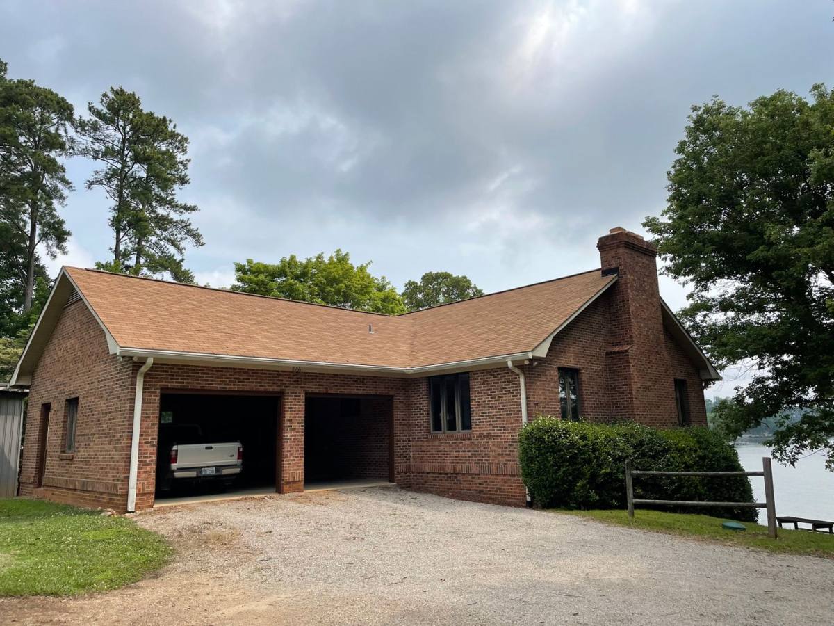 House for rent at 8966 Holdsclaw Rd, Terrell, NC 28682