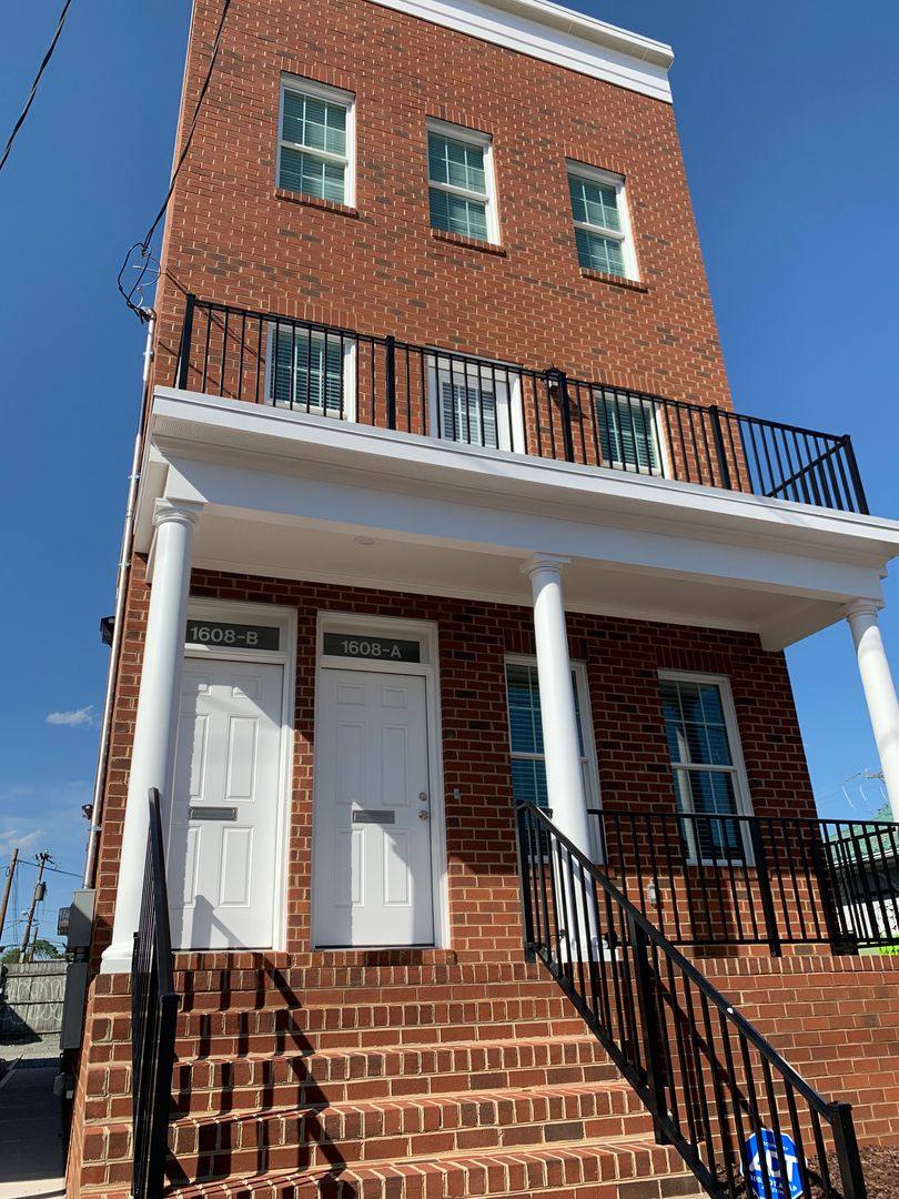 Townhouse for rent at 1608 W Cary St, Richmond, VA 23220