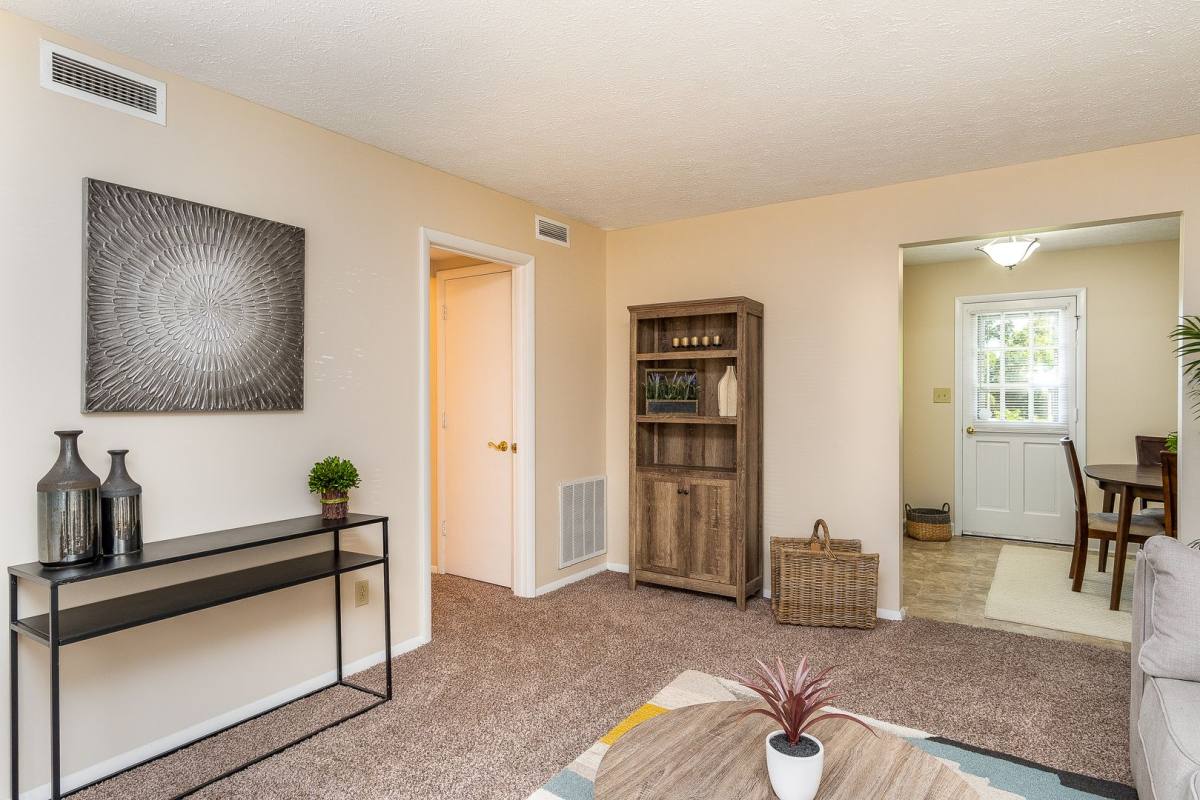 Apartment for rent at 1500 Seminole Dr, Johnson City, TN 37604