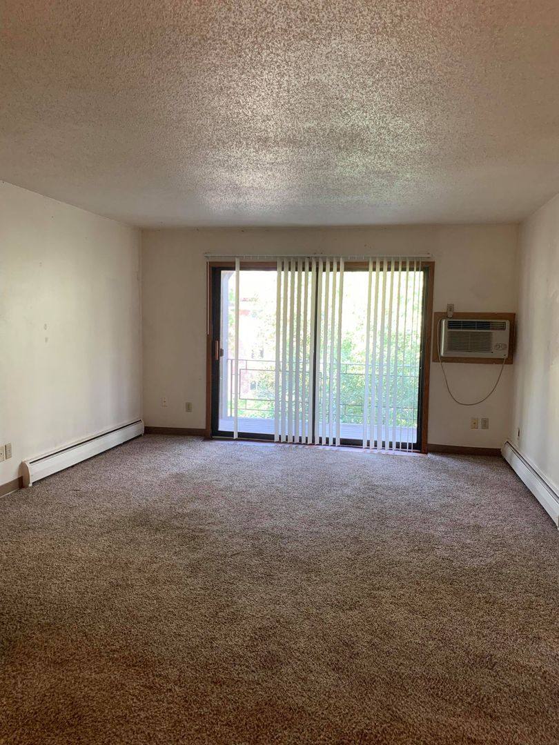 Apartment for rent at 512-514 30th Ave N, Fargo, ND 58102