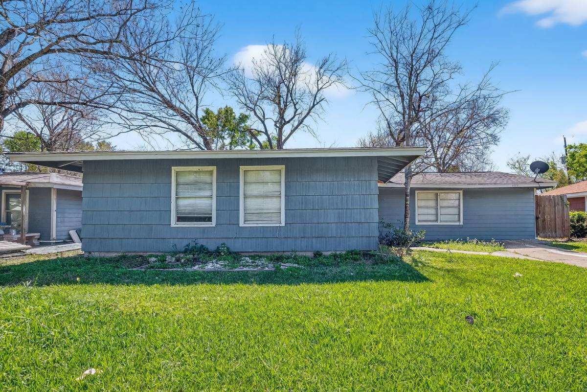 House for rent at 6022 Lyndhurst St, Houston, TX 77033