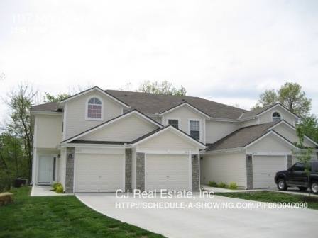Townhouse for rent at 1117 NW Downing Circle, Blue Springs, MO 64015