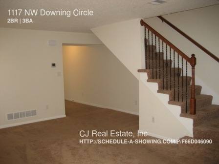 Townhouse for rent at 1117 NW Downing Circle, Blue Springs, MO 64015