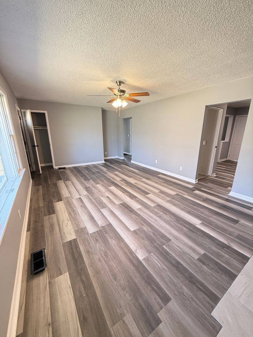 House for rent at 1453 S Fort Ave, Springfield, MO 65807