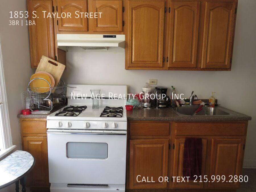 House for rent at 1853 S Taylor St, Philadelphia, PA 19145
