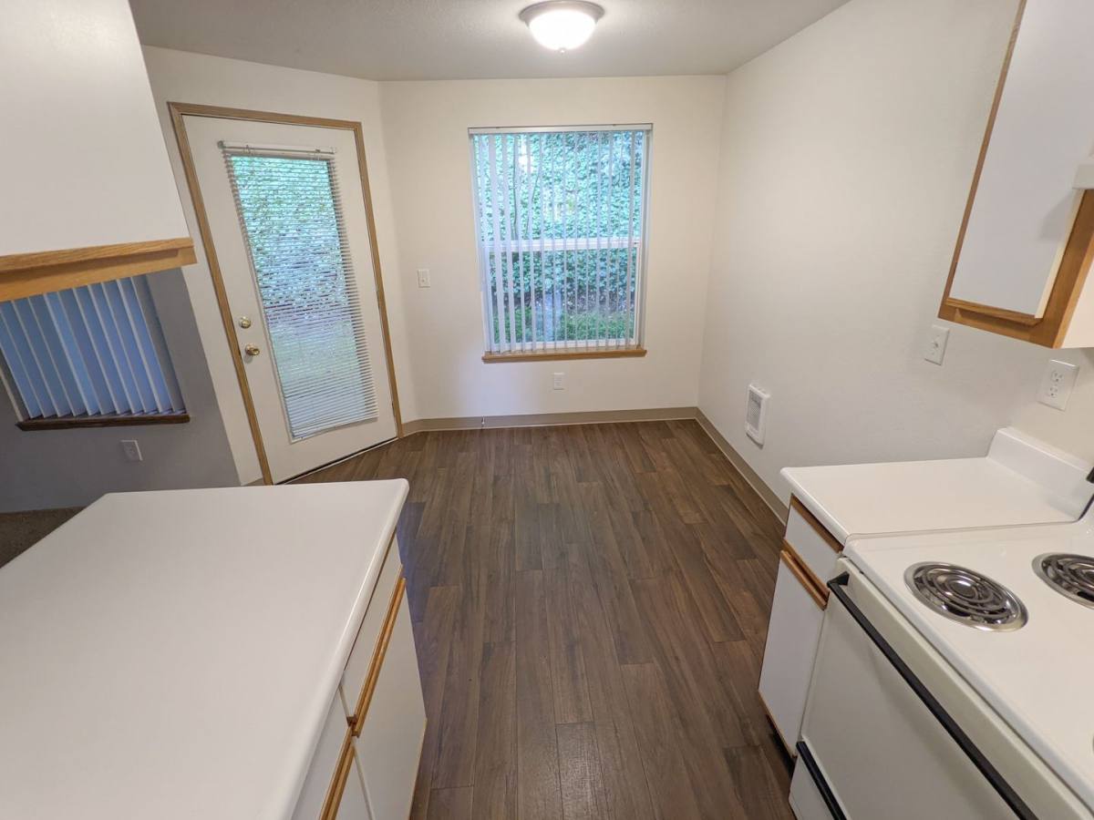 Apartment for rent at 4004 SW Beaverton Hillsdale Highway, Portland, OR 97221