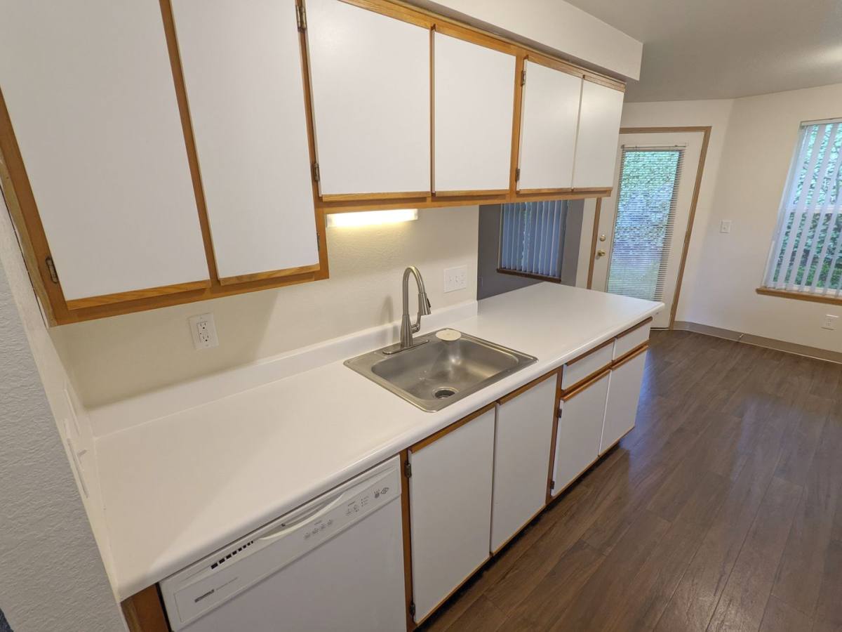 Apartment for rent at 4004 SW Beaverton Hillsdale Highway, Portland, OR 97221