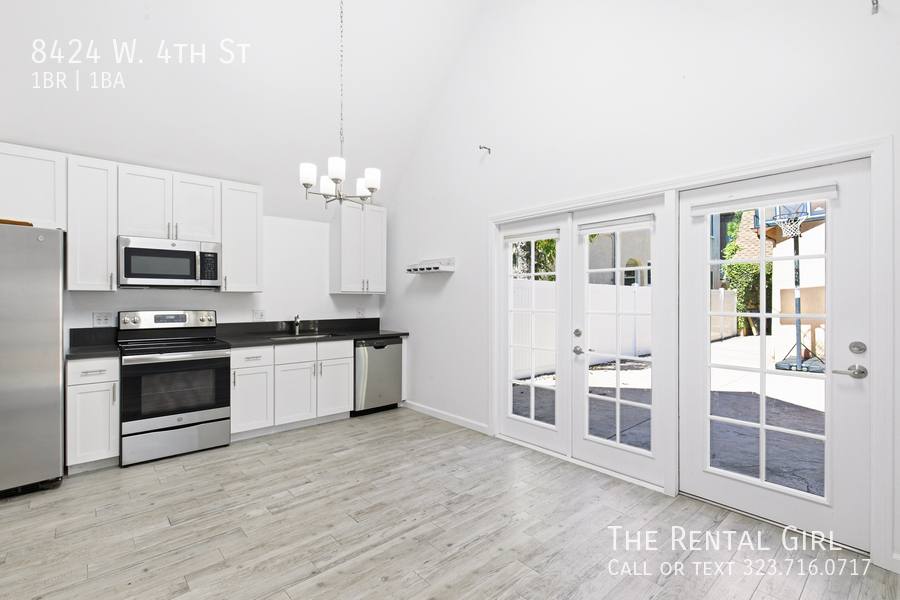 Apartment for rent at 8424 4th St, Los Angeles, CA 90048