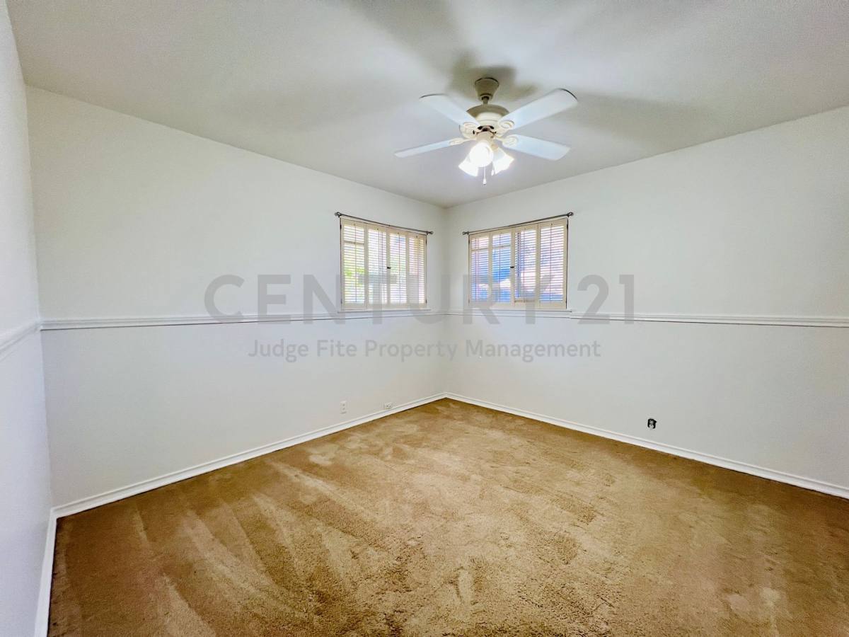 House for rent at 8715 Labron Ave, Dallas, TX 75209