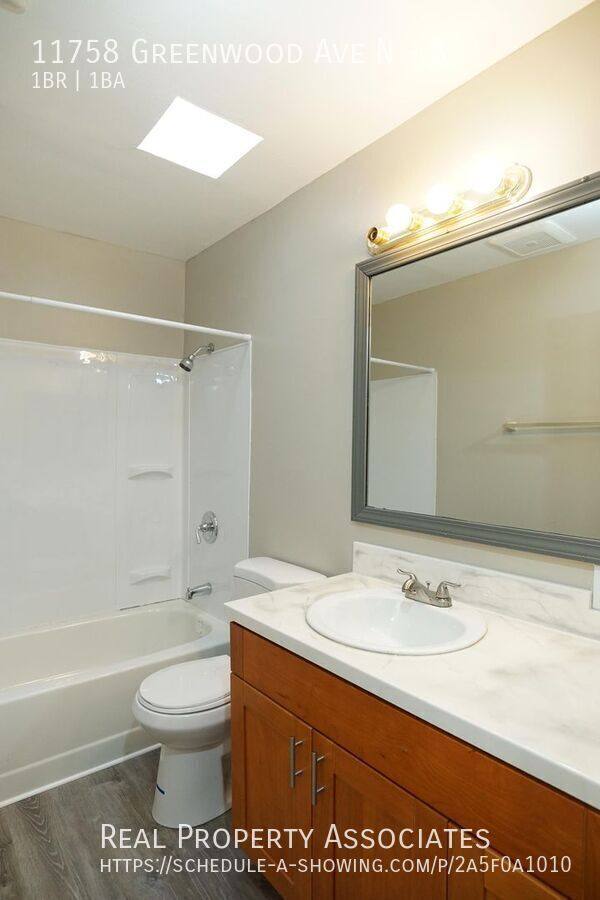 Apartment for rent at 11758 Greenwood Ave N #8, Seattle, WA 98133