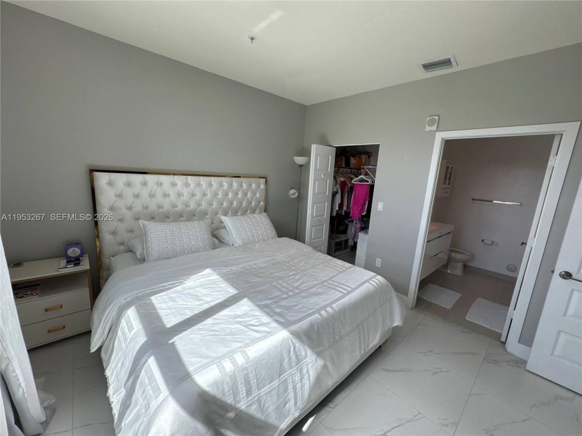 Apartment for rent at 7809 NW 104th Ave #28, Miami, FL 33178