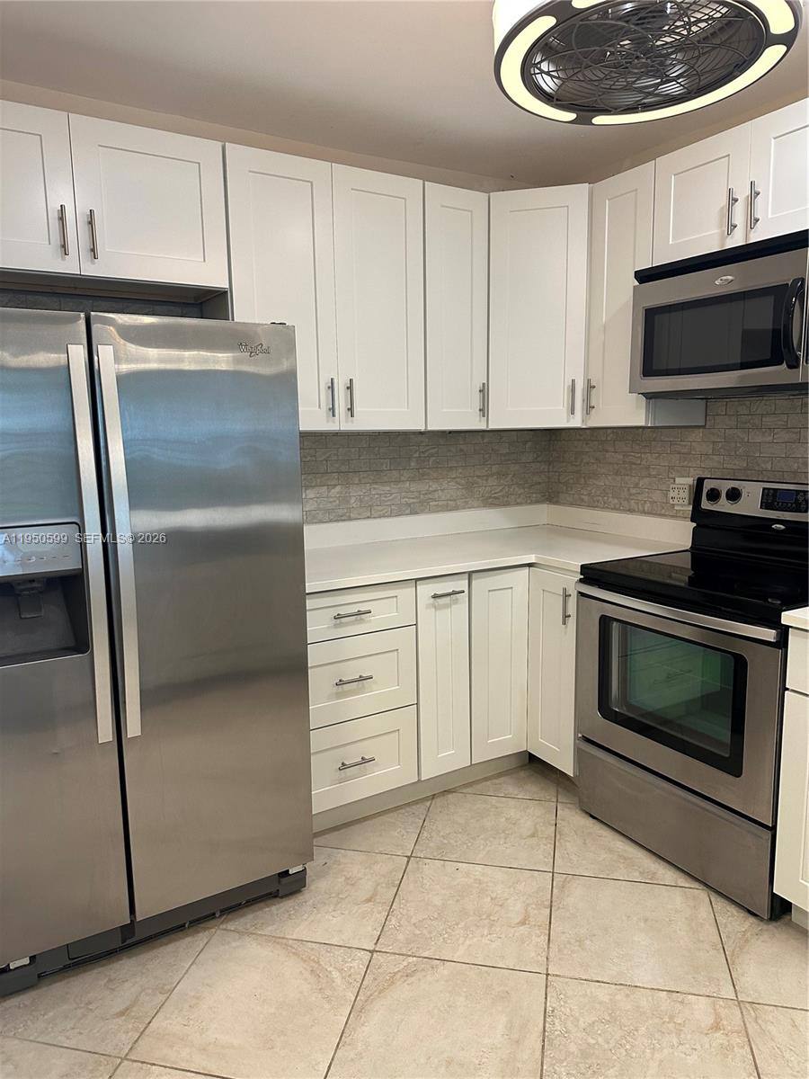 Apartment for rent at 2731 NE 14th St #205, Pompano Beach, FL 33062