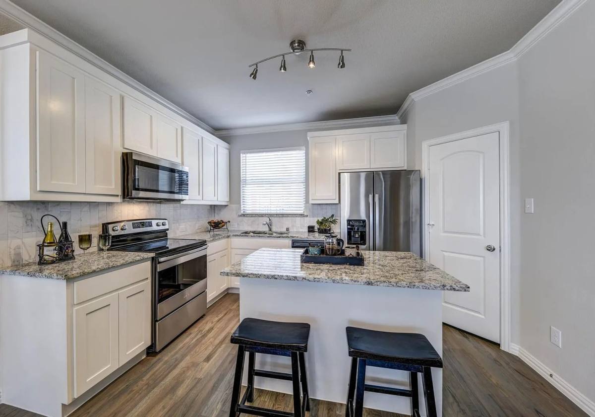 Townhouse for rent at 301 E Lamar St, McKinney, TX 75069