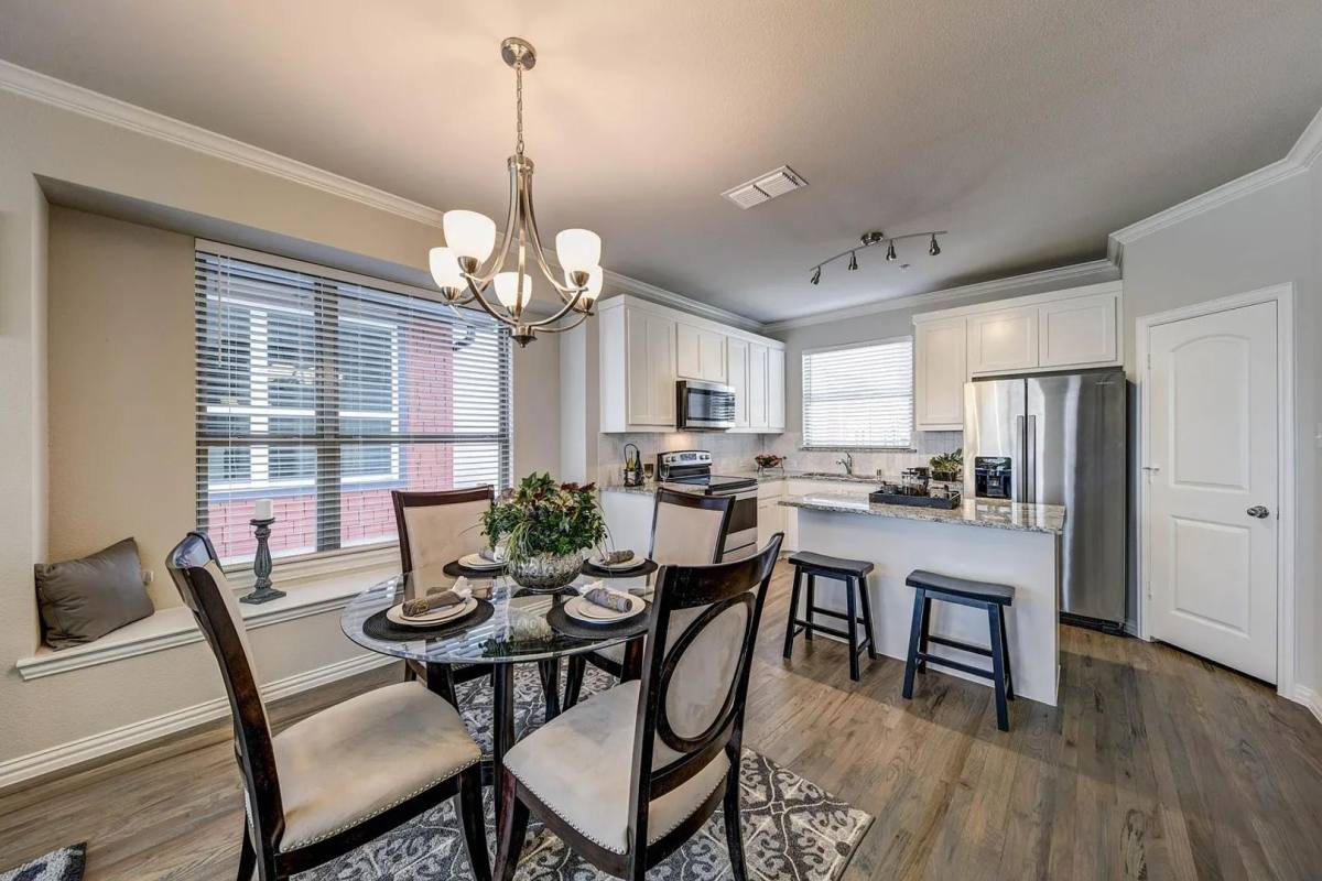 Townhouse for rent at 301 E Lamar St, McKinney, TX 75069